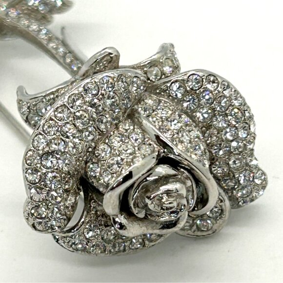 Nolan Miller Rose Brooch, 2002 Anniversary Silver-tone Pave Crystal Rhinestones. - Picture 6 of 16